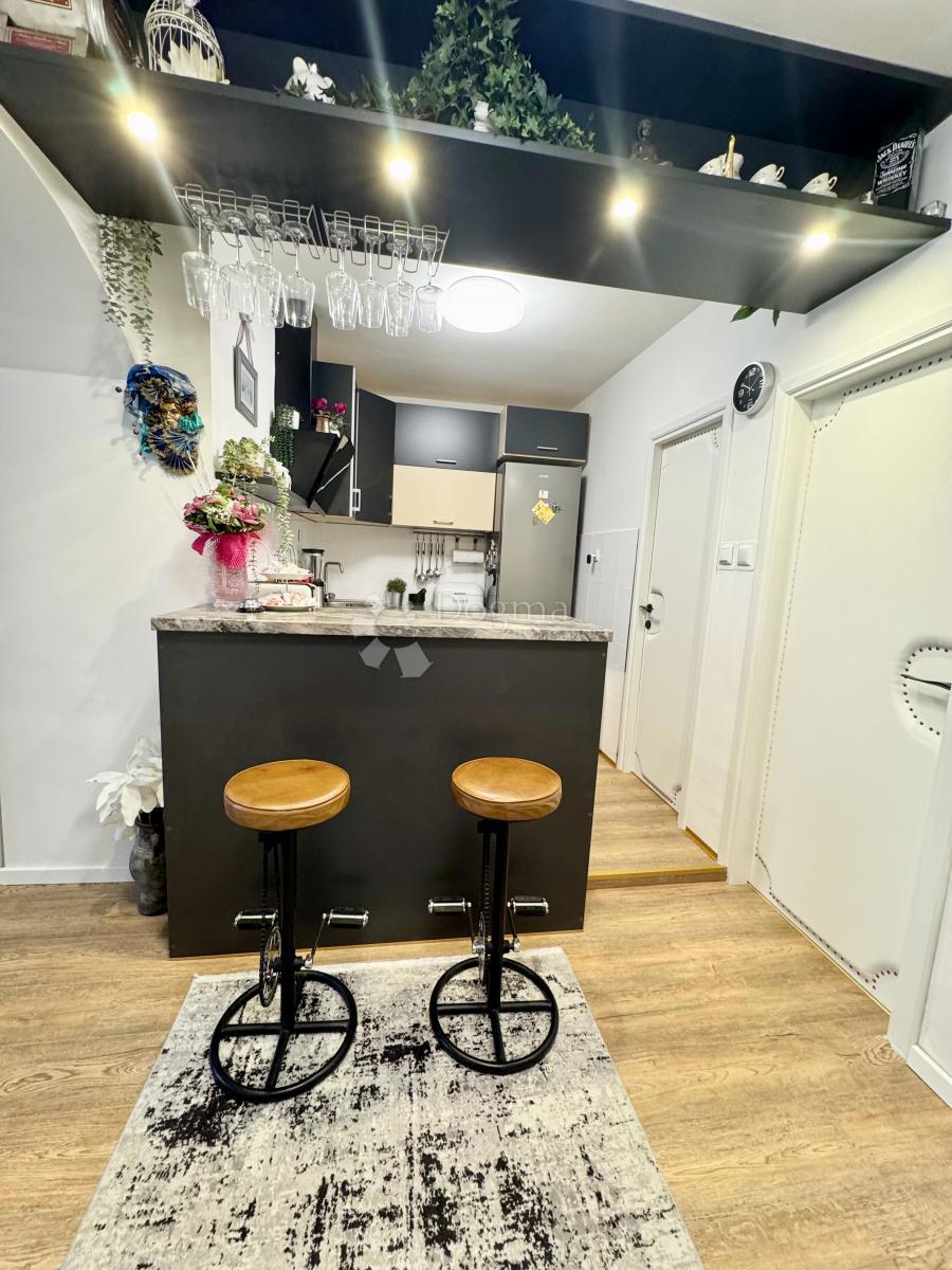 Allogio Centar, Rijeka, 59,43m2