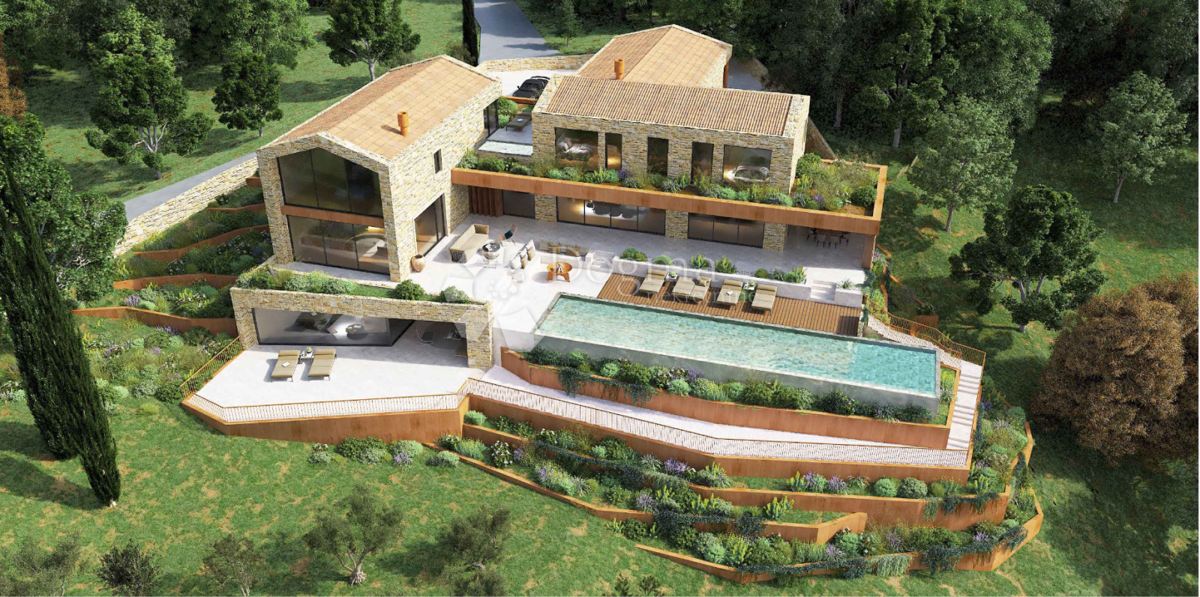 Ampio terreno edificabile con progetto