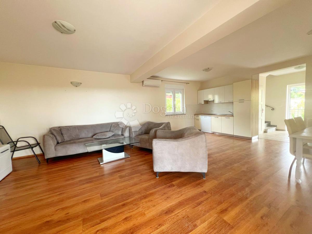 Casa Kaštelir, Kaštelir-Labinci, 180m2