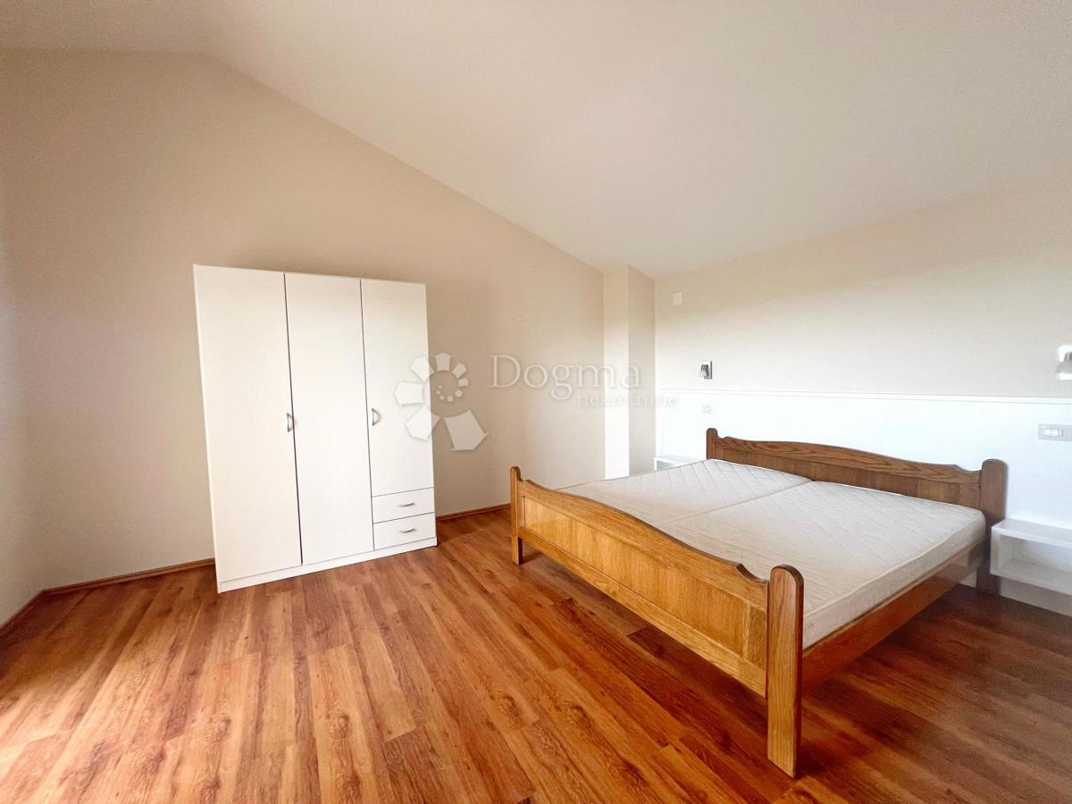 Casa Kaštelir, Kaštelir-Labinci, 180m2