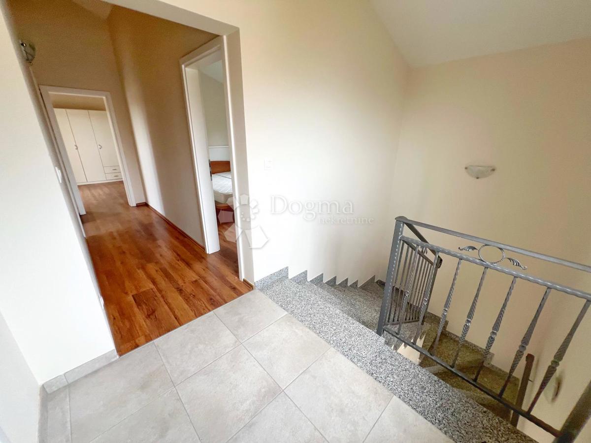 Casa Kaštelir, Kaštelir-Labinci, 180m2