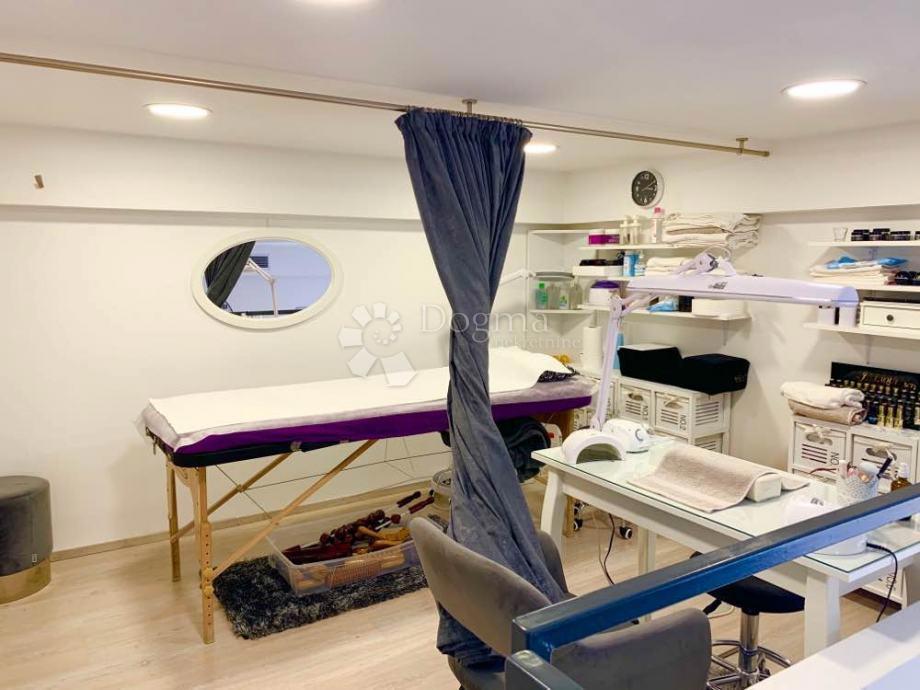 Locale commerciale Špansko, Stenjevec, 61,43m2