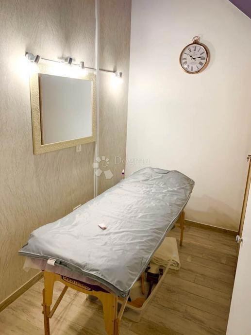 Locale commerciale Špansko, Stenjevec, 61,43m2