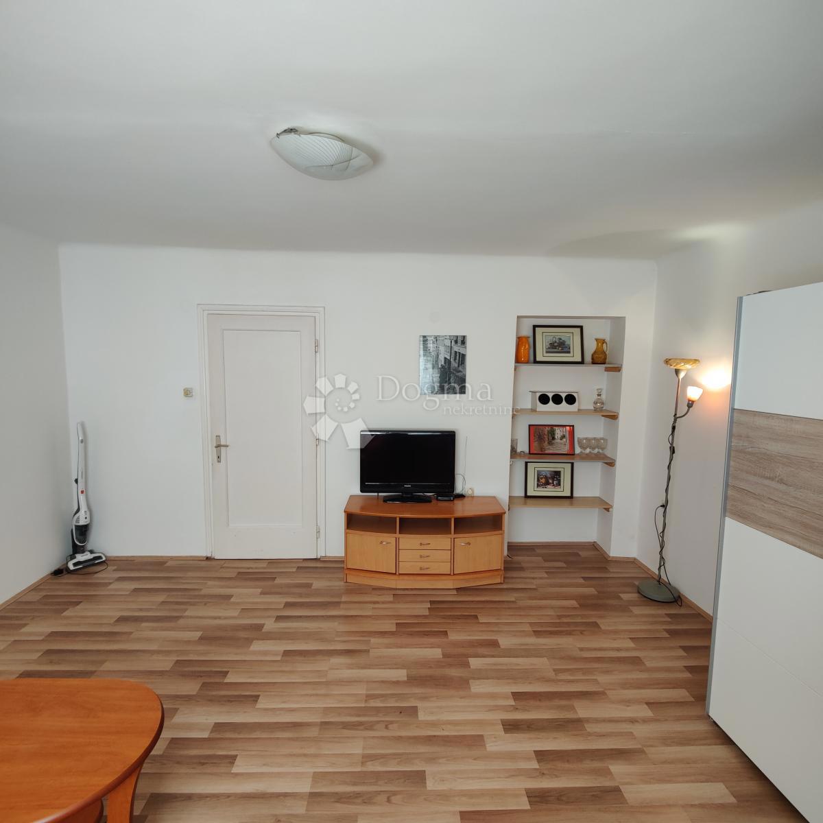 Allogio Gajevo, Trešnjevka - Jug, TR, 34m2