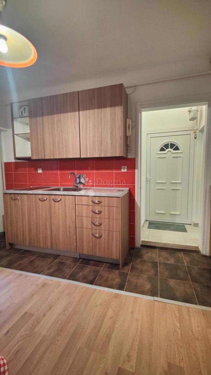 Allogio Gajevo, Trešnjevka - Jug, TR, 34m2