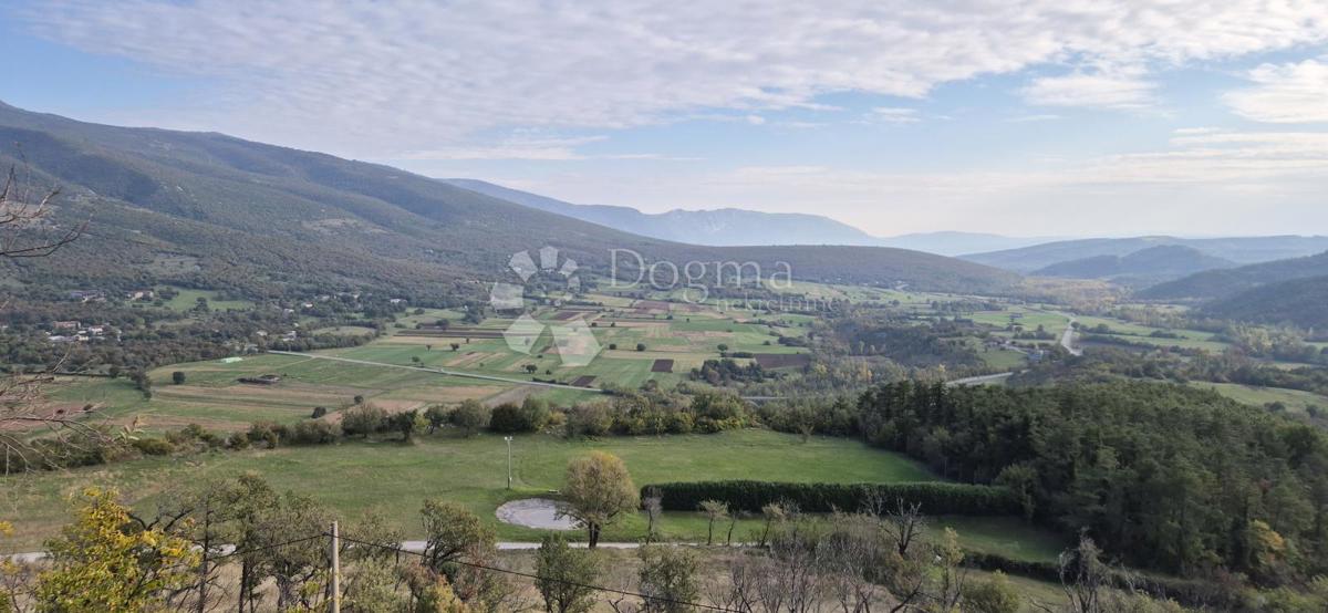 Casa Boljun, Lupoglav, 70m2