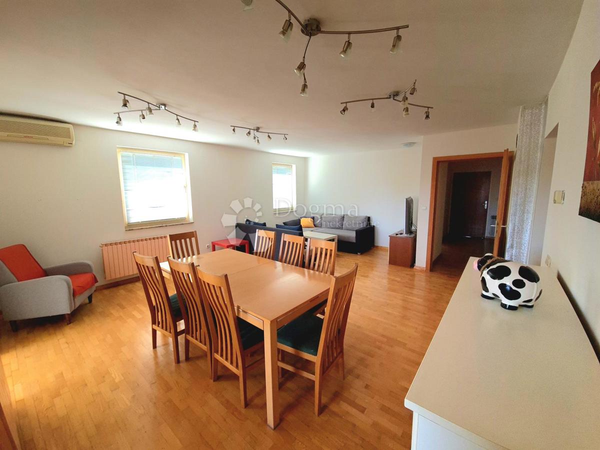 Casa Kraljevečki Novaki, Sesvete, 373m2