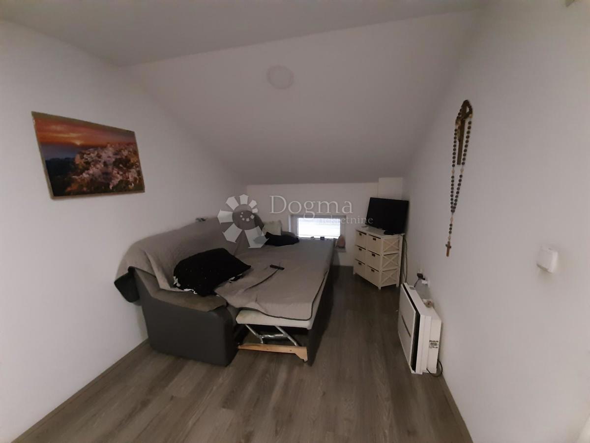 Casa Sesvetski Kobiljak, Sesvete, 426m2