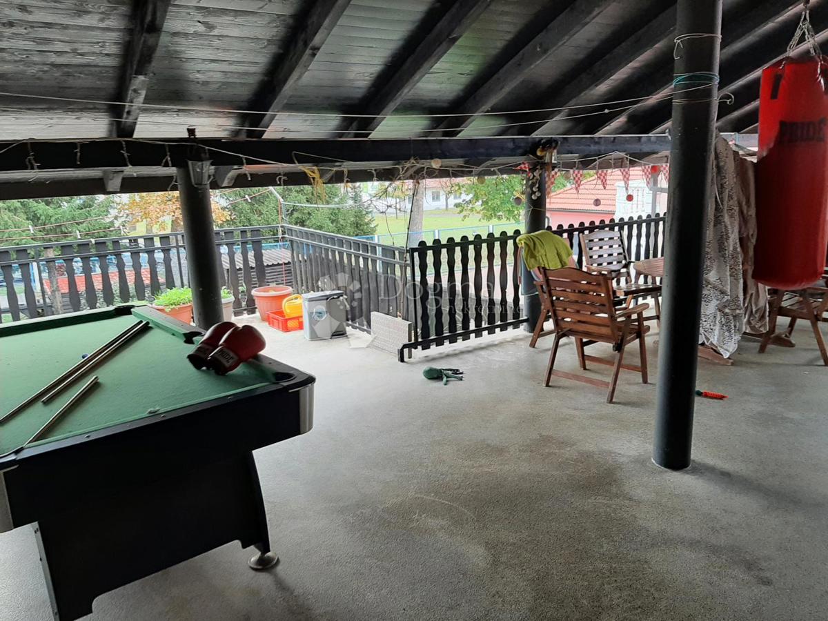 Casa Sesvetski Kobiljak, Sesvete, 426m2