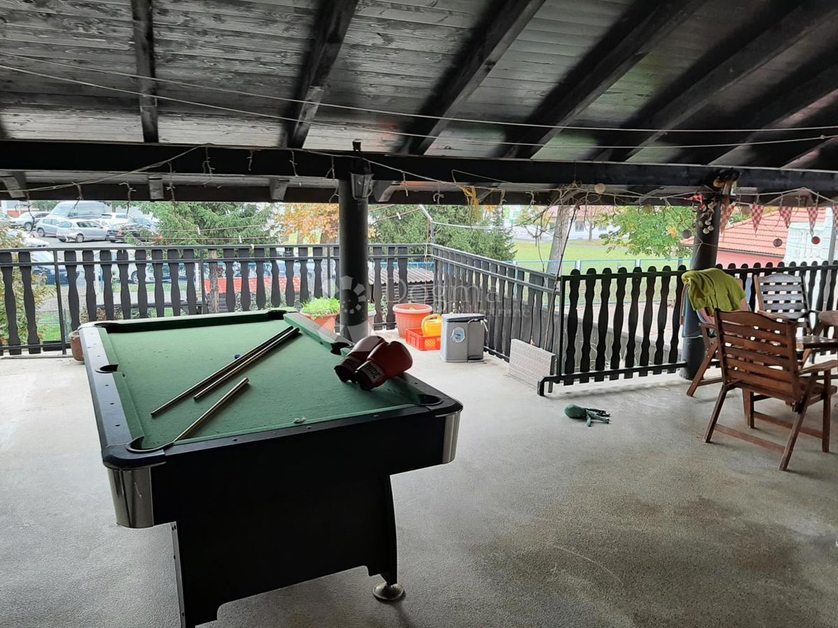 Casa Sesvetski Kobiljak, Sesvete, 426m2