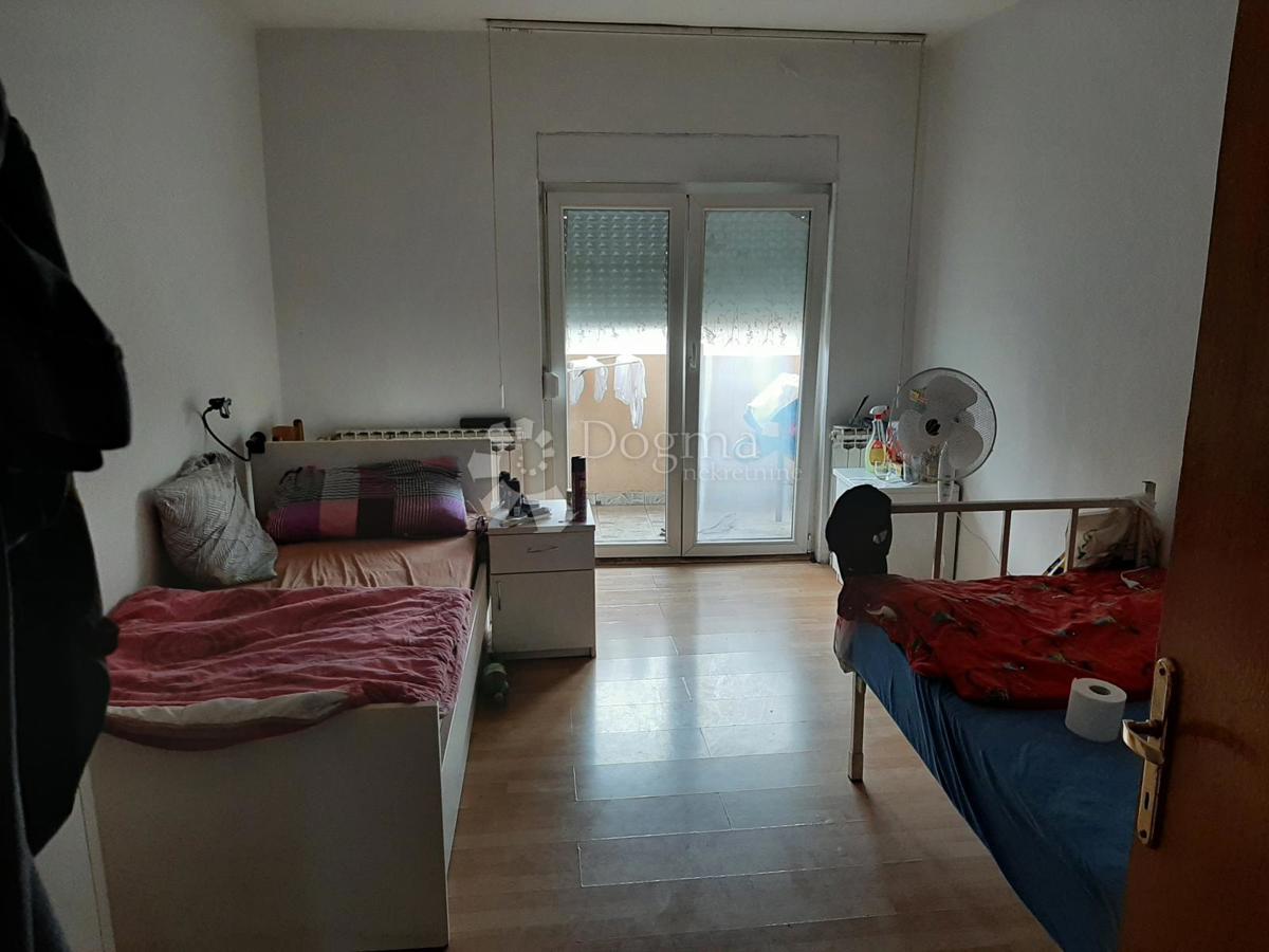 Casa Sesvetski Kobiljak, Sesvete, 426m2