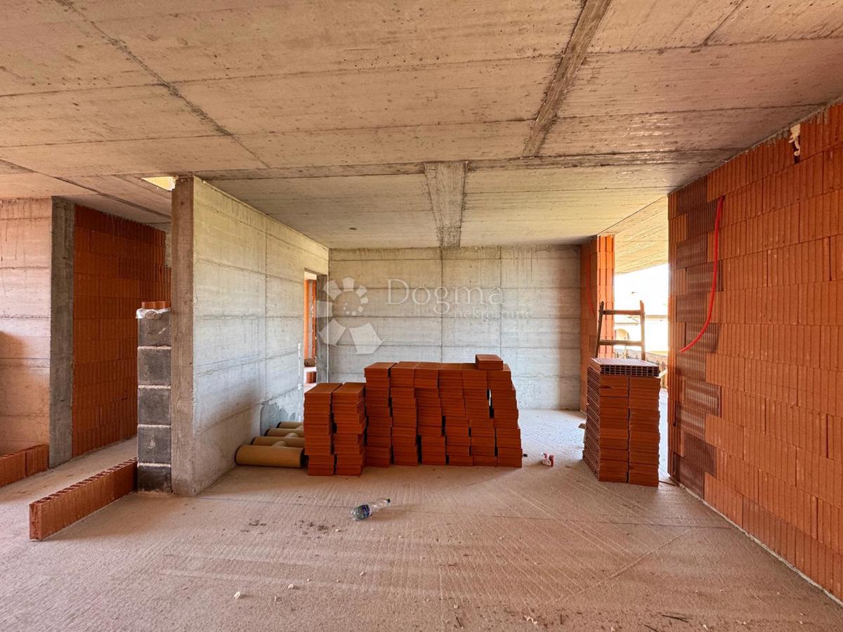 Allogio Veli vrh, Pula, 118,35m2