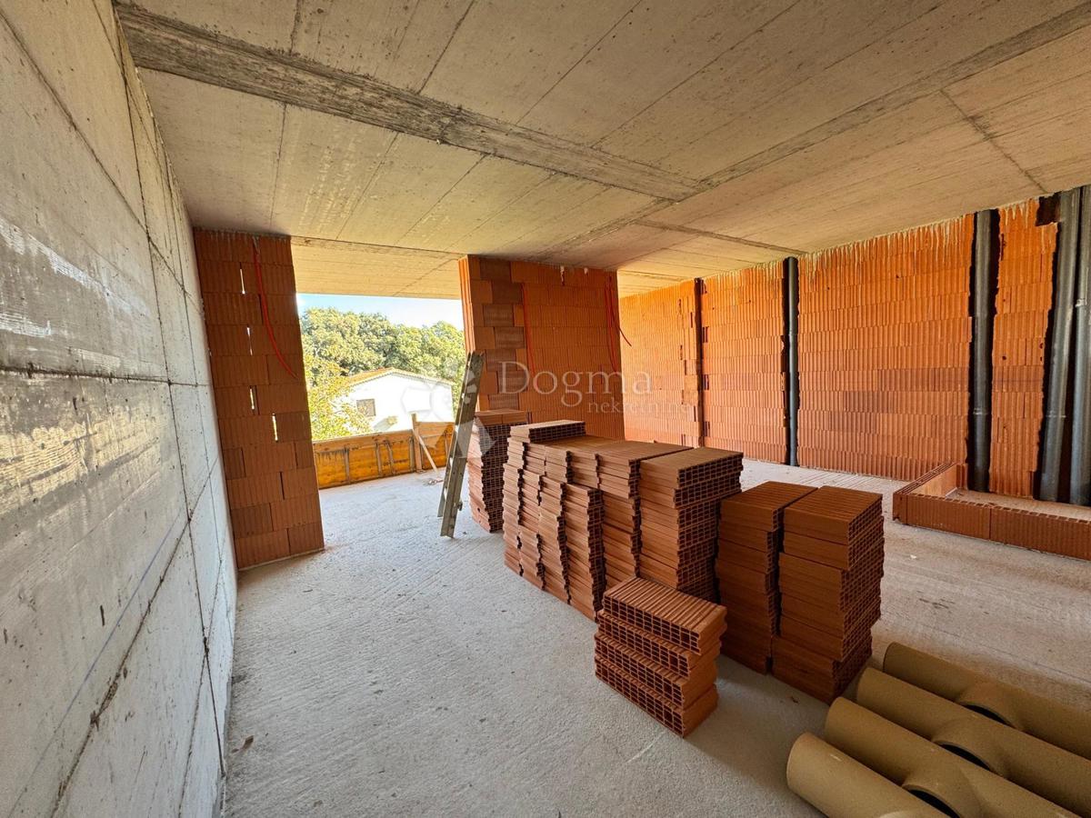 Allogio Veli vrh, Pula, 118,35m2