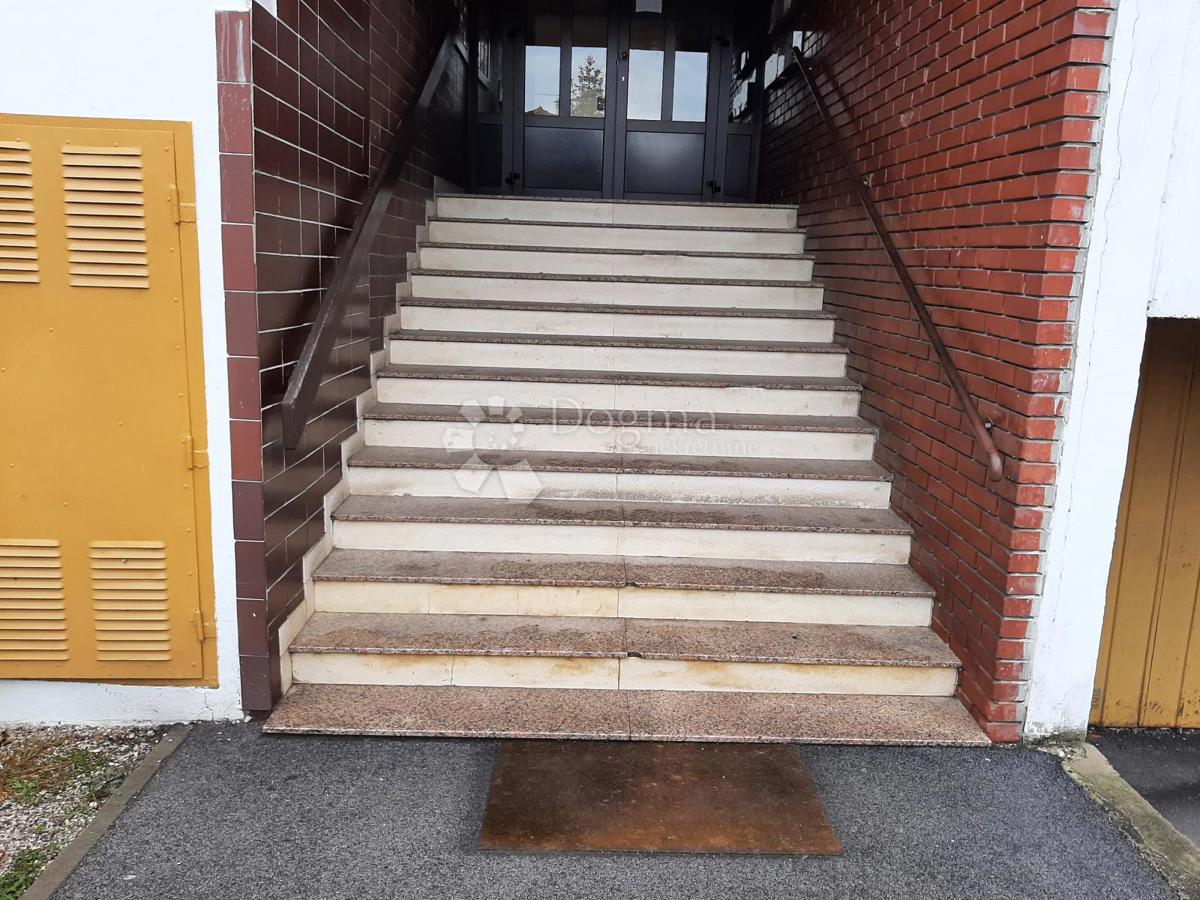 Allogio Prečko, Trešnjevka - Jug, 61,54m2