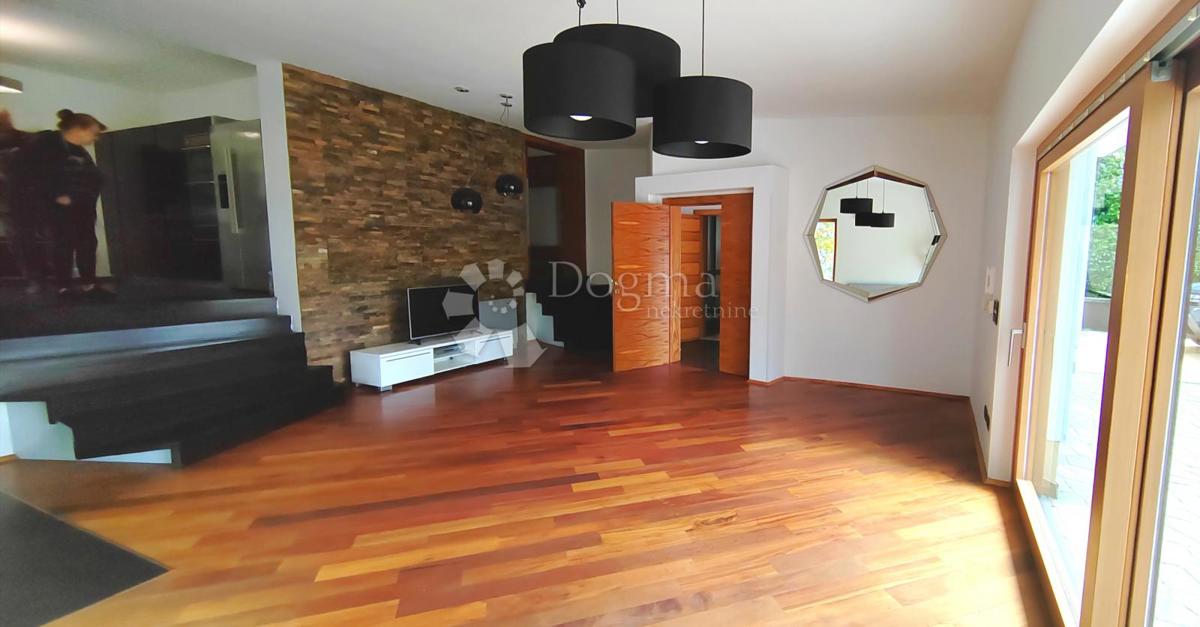 Allogio Lug Samoborski, Samobor - Okolica, 264m2