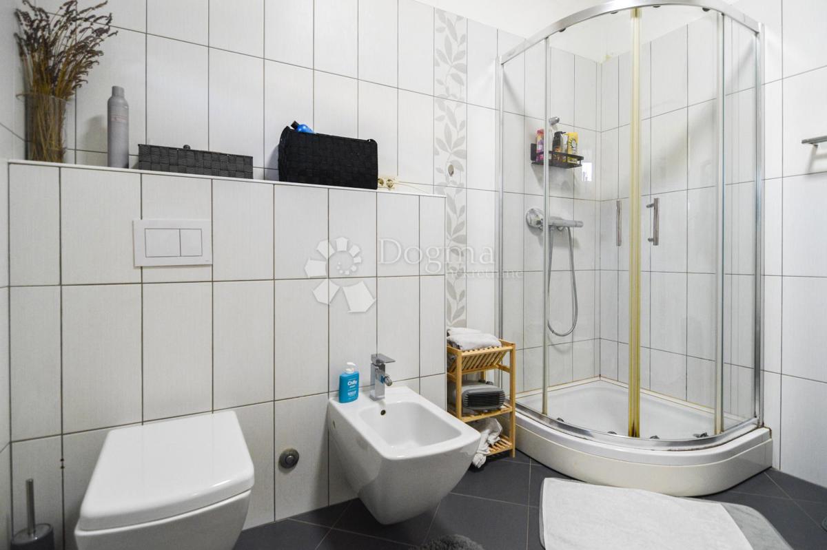 Casa Kaštel, Buje, 120m2