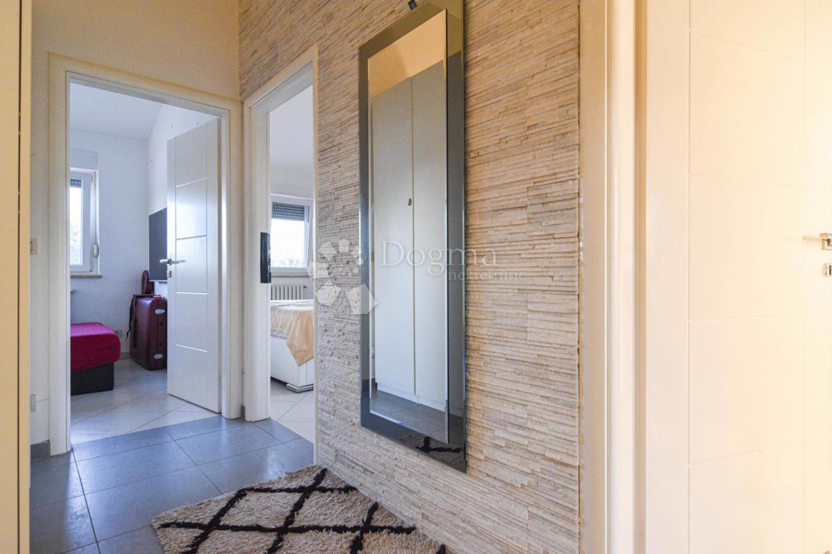 Casa Kaštel, Buje, 120m2