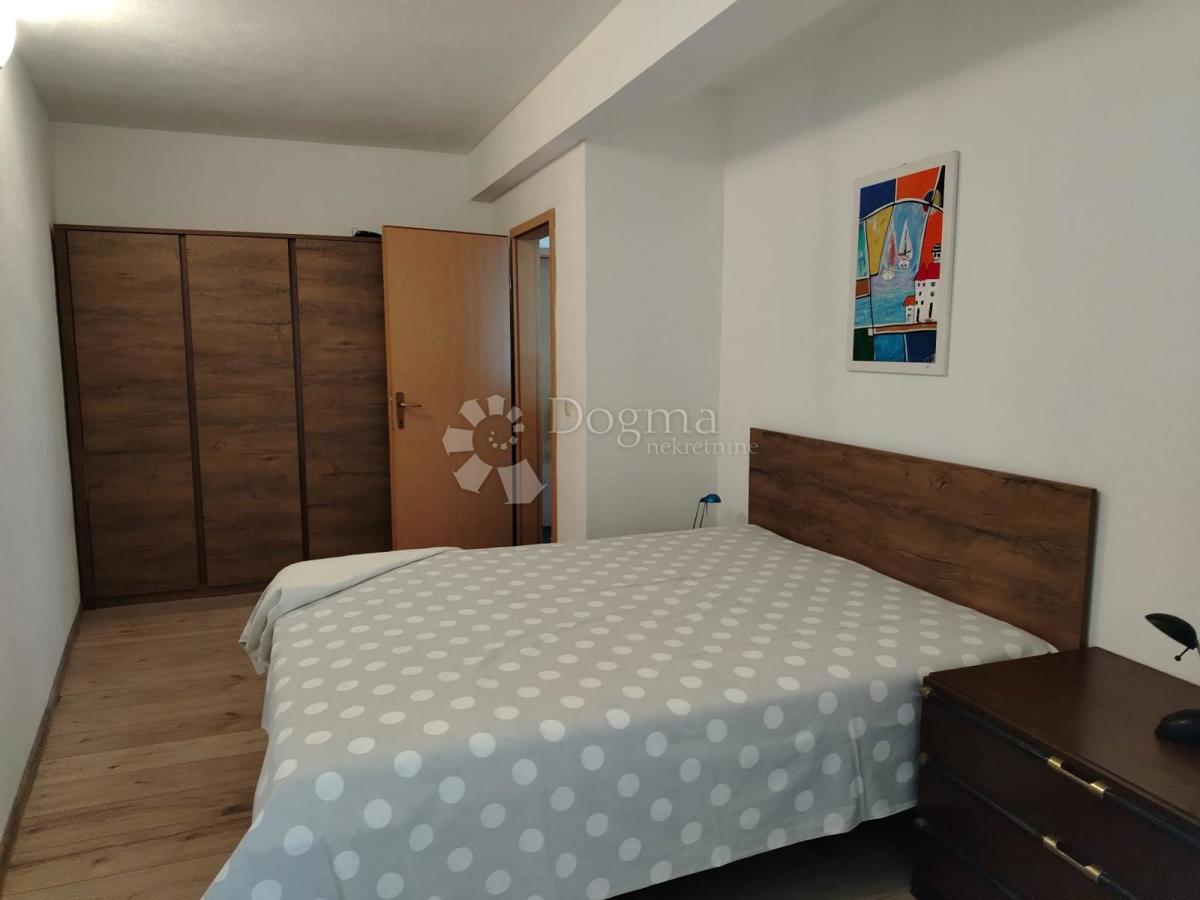 Casa Okrug Gornji, Okrug, 366m2