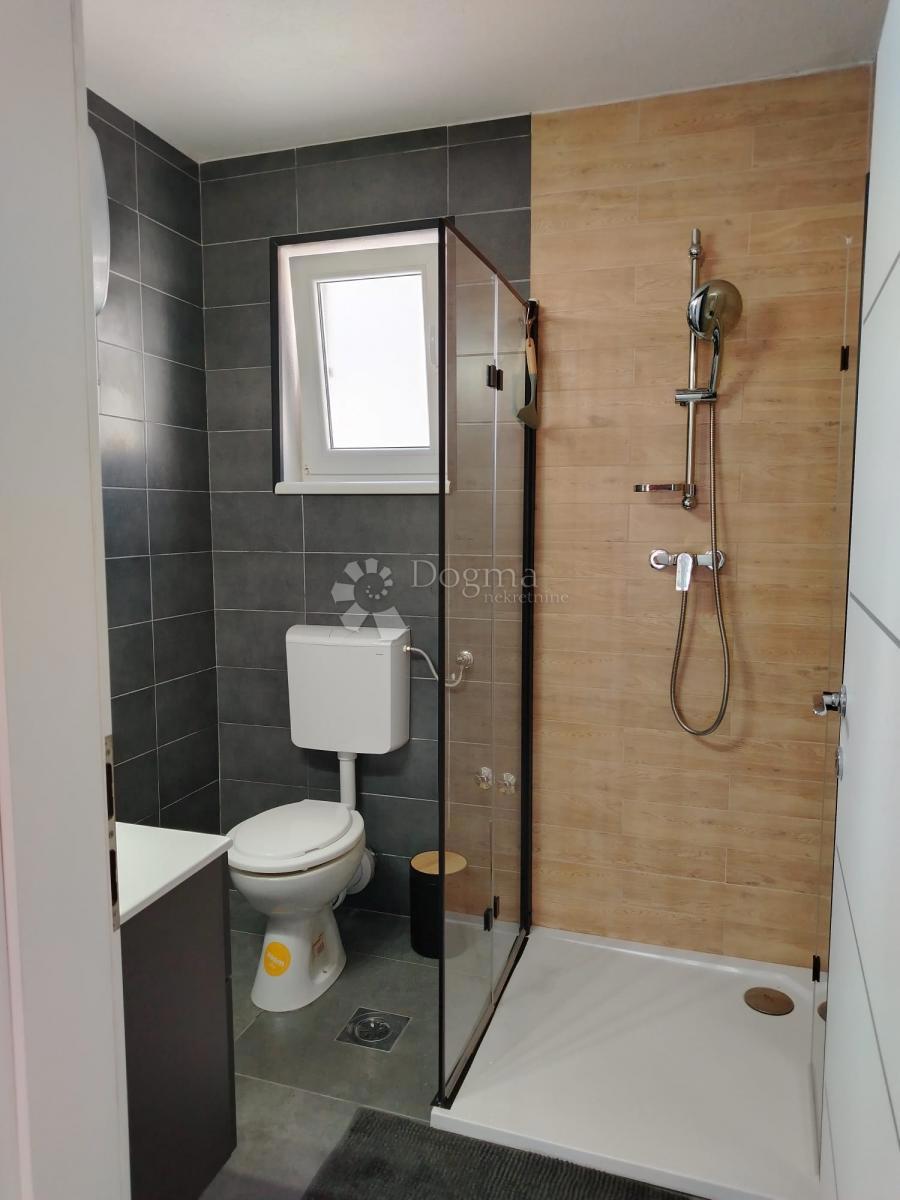 Casa Okrug Gornji, Okrug, 366m2