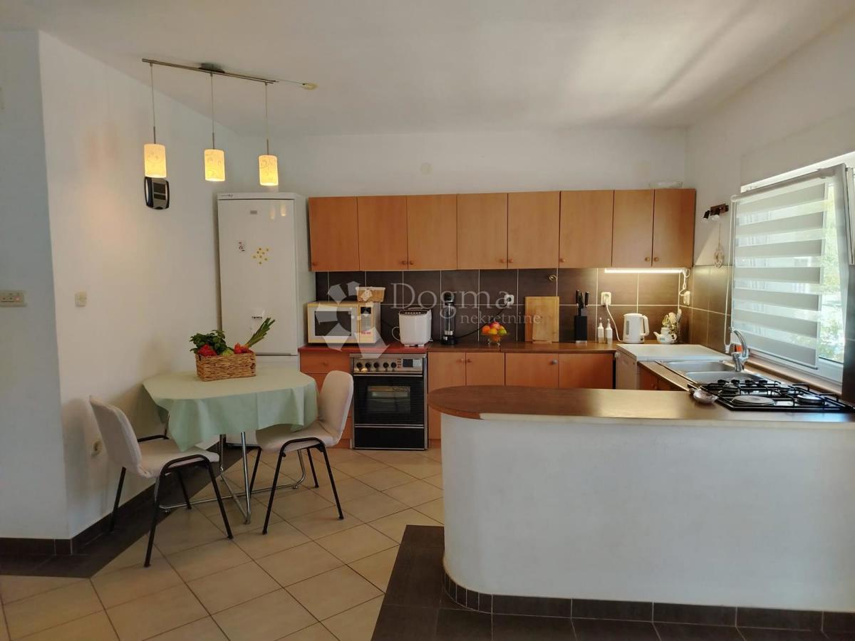 Casa Okrug Gornji, Okrug, 366m2