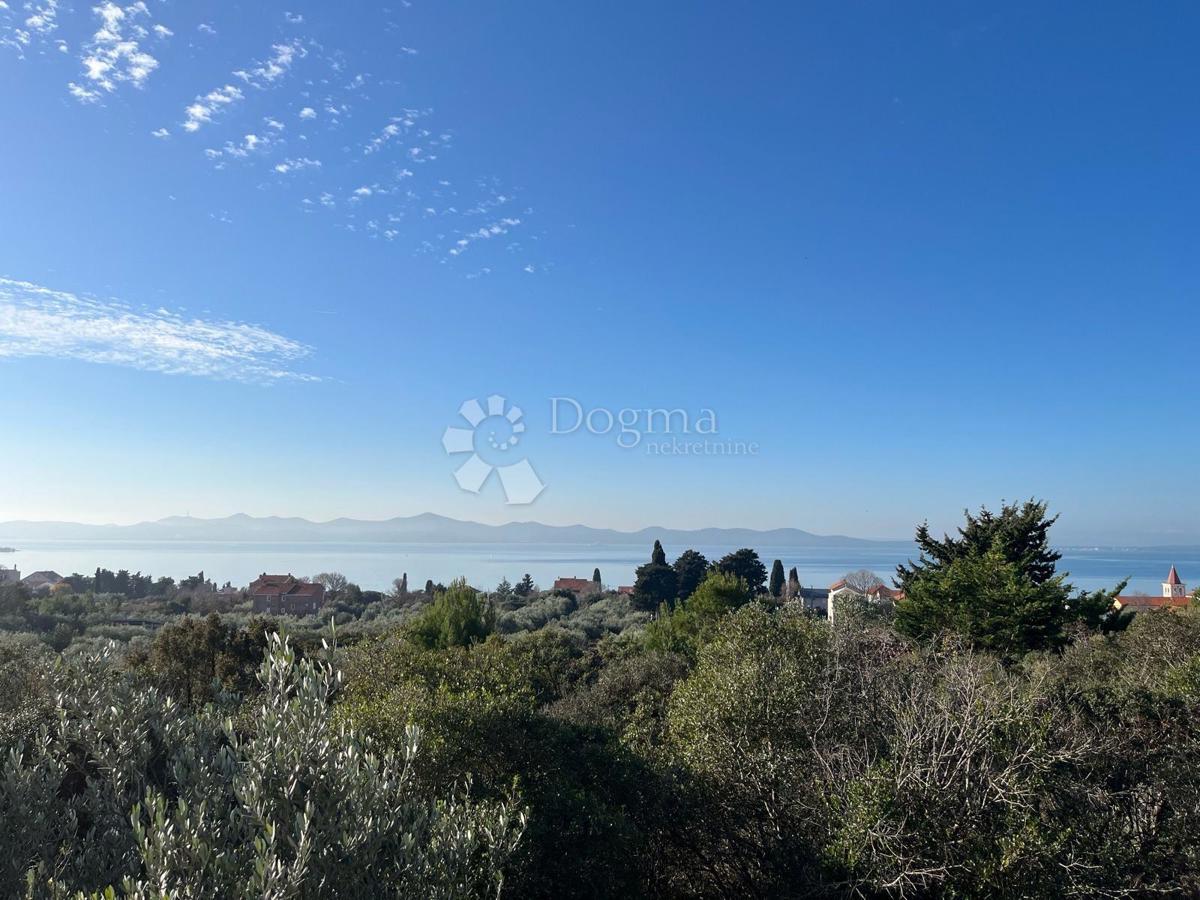 Terreno edificabile Diklo, Zadar, 1.400m2