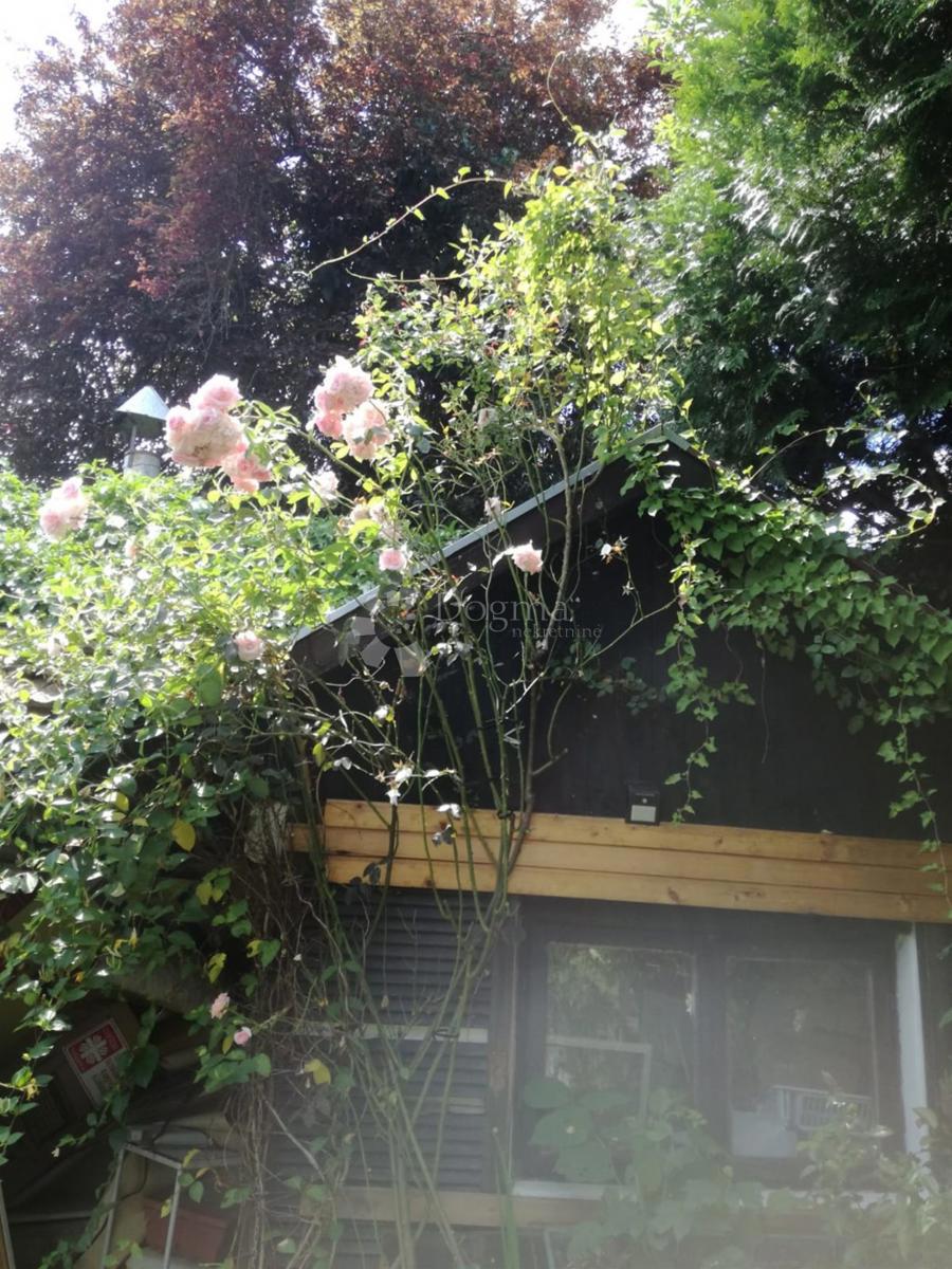 Casa Centar, Sisak, 255m2