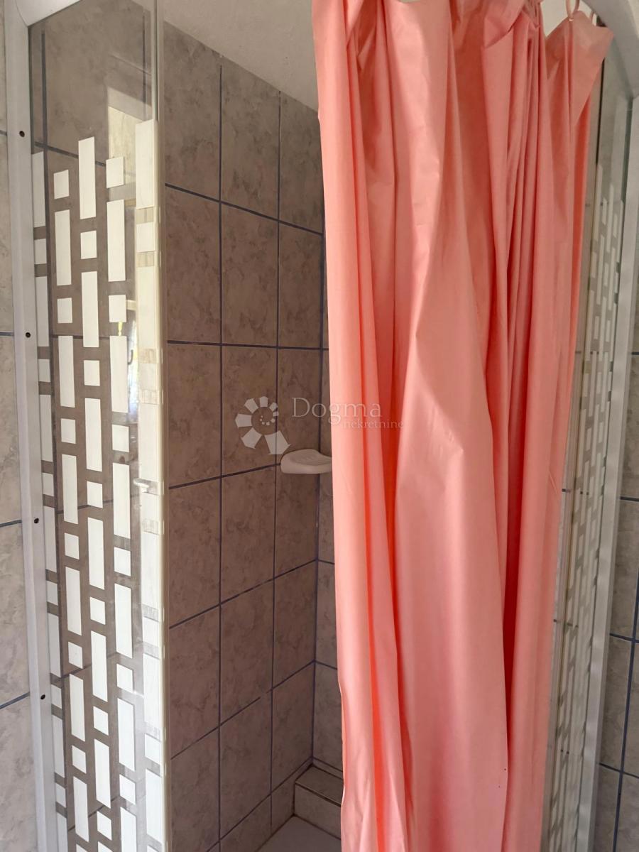 Casa Vadreš, Barban, 66m2