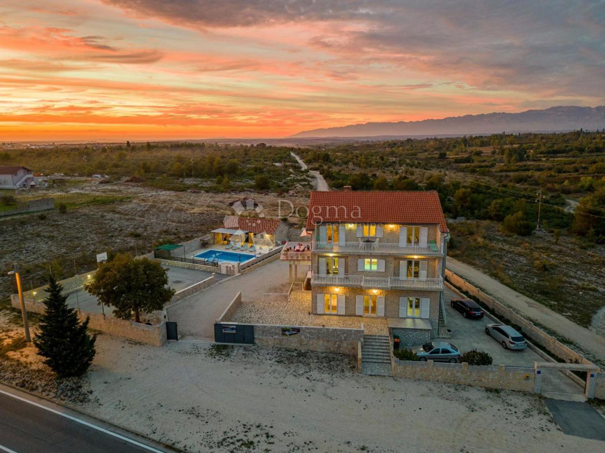 Casa Donje Biljane, Benkovac, 1.600m2