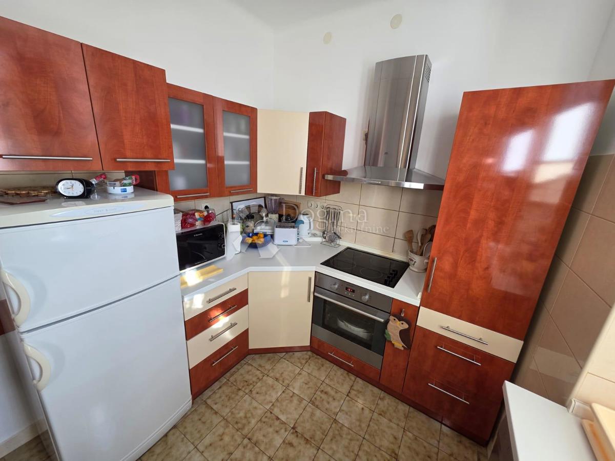 ŠIBENIK - 2 CASE IN CENTRO CITTÀ! OTTIMA OCCASIONE