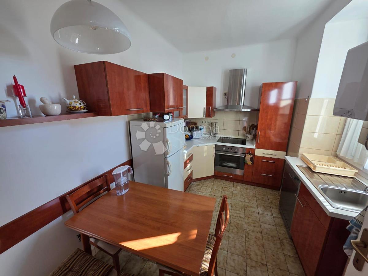 ŠIBENIK - 2 CASE IN CENTRO CITTÀ! OTTIMA OCCASIONE