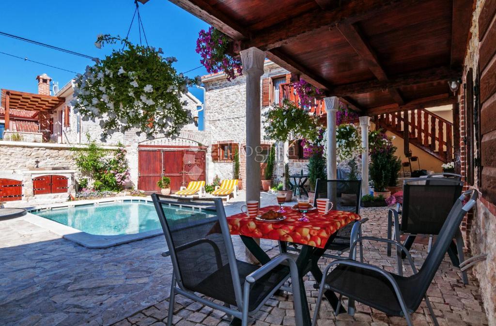 Casa Arbanasi, Zadar, 285m2