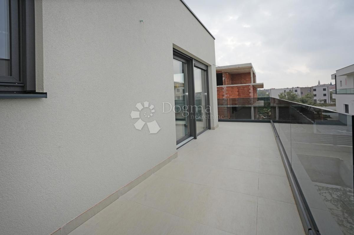 VILLA MODERNA DI NUOVA COSTRUZIONE