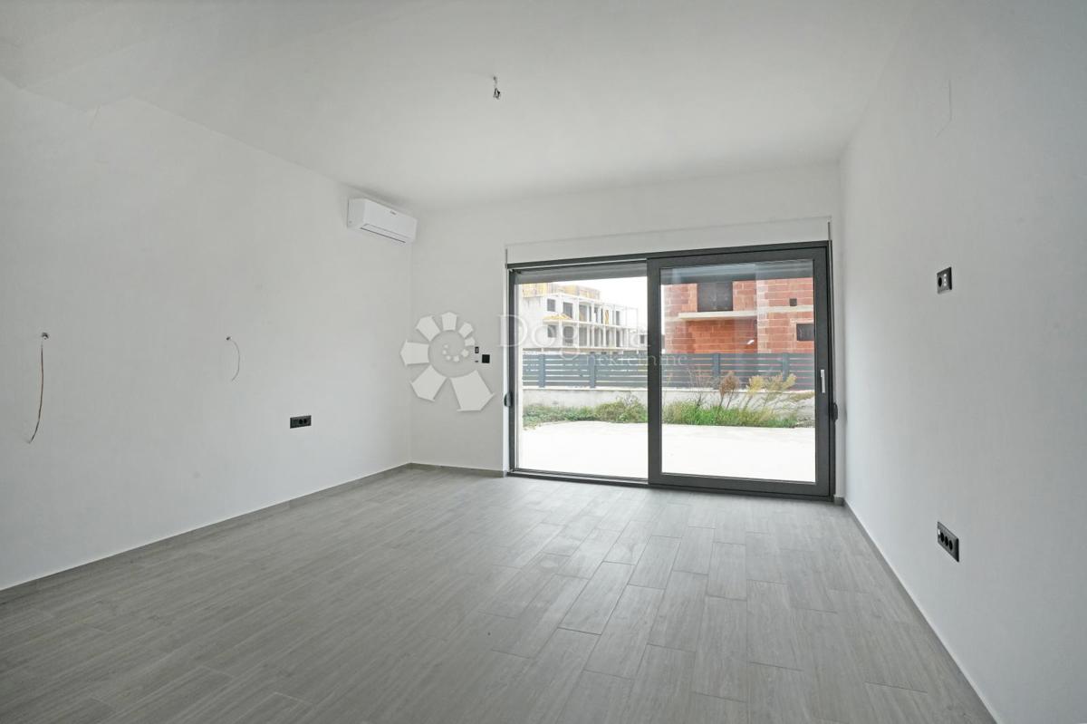 VILLA MODERNA DI NUOVA COSTRUZIONE