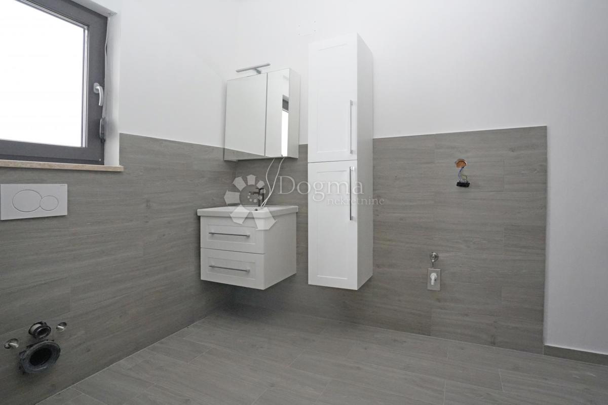 VILLA MODERNA DI NUOVA COSTRUZIONE