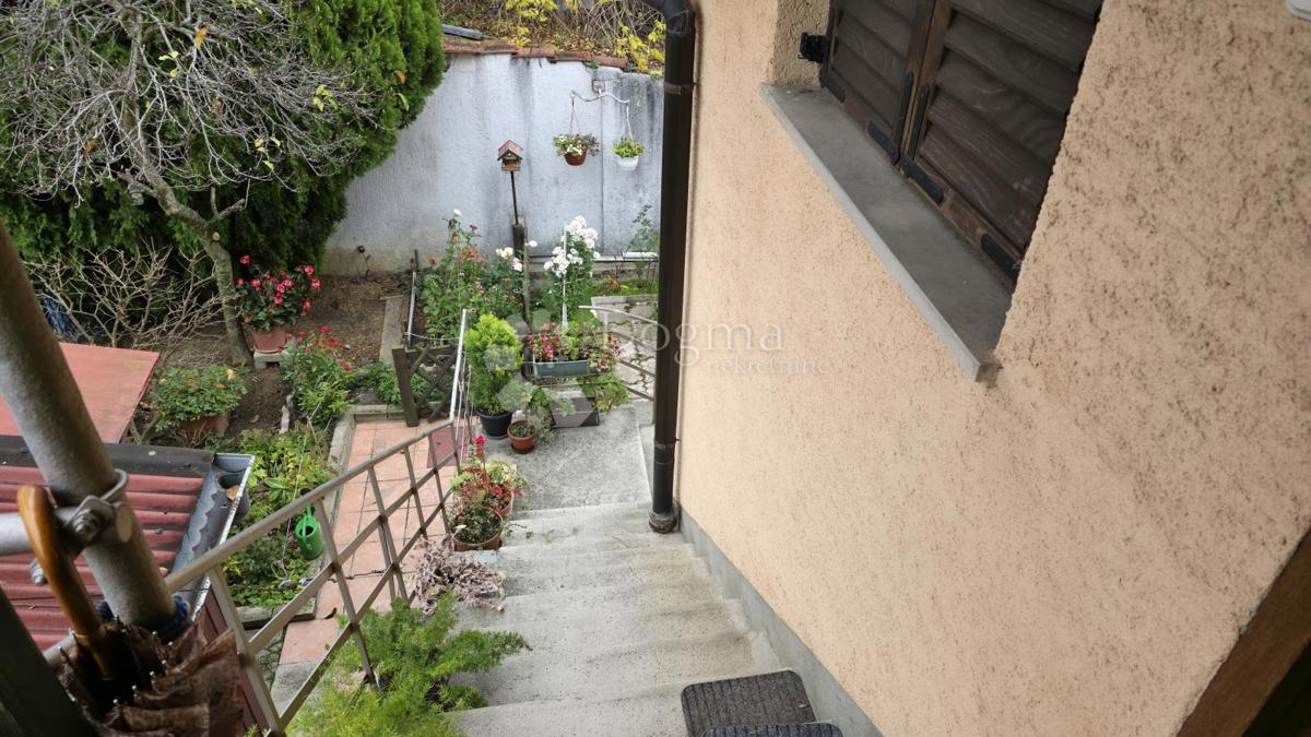 Allogio Kruge, Trnje, 31m2