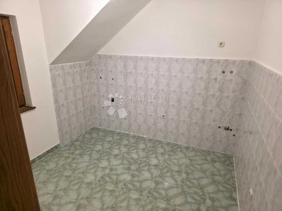 Allogio Kruge, Trnje, 31m2