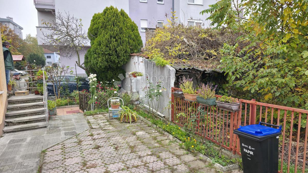 Allogio Kruge, Trnje, 31m2