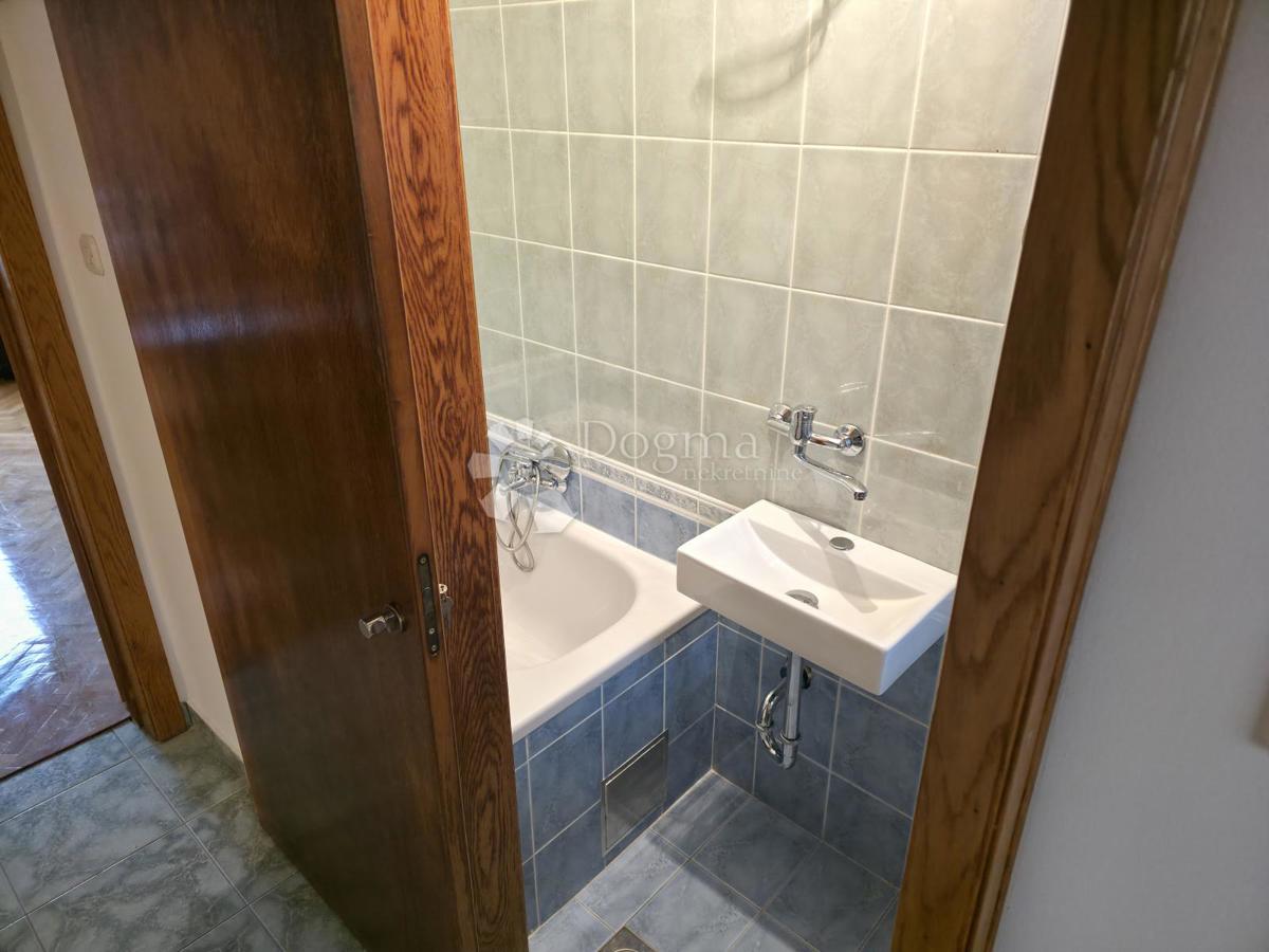 Allogio Kruge, Trnje, 31m2