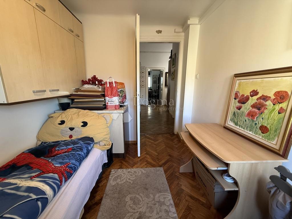 Una gemma civica a Kaptol