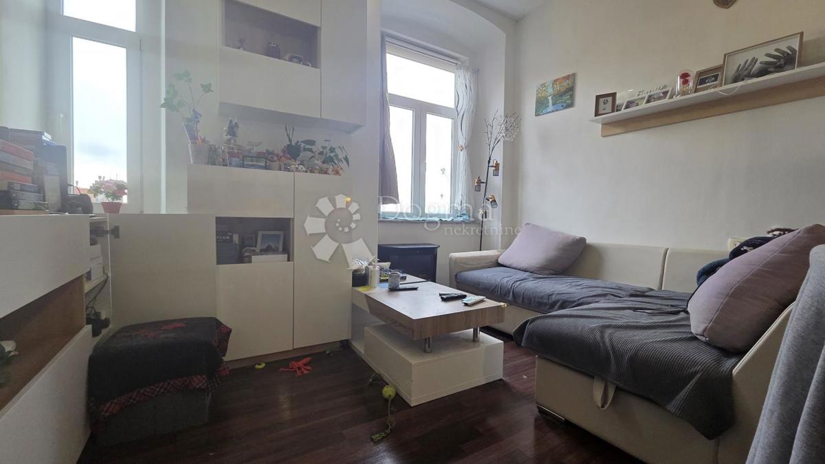 Allogio Centar, Rijeka, 65,55m2