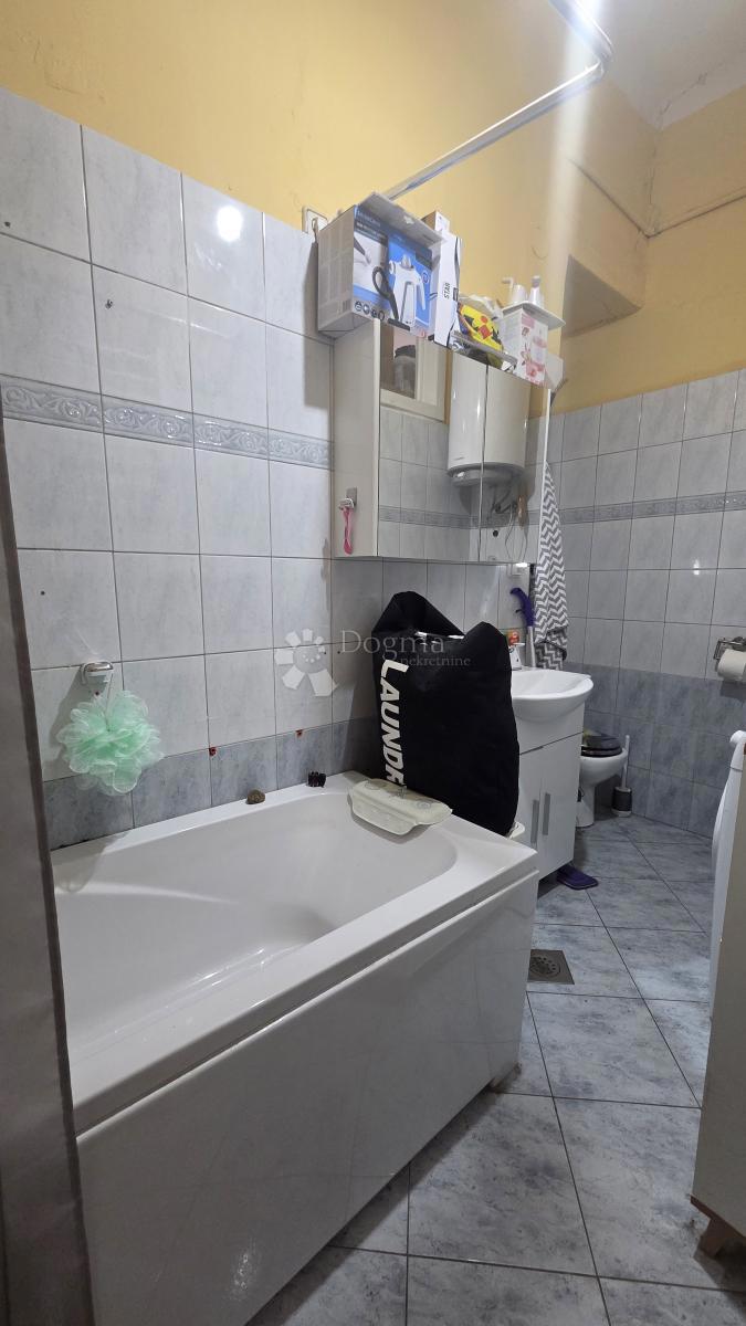 Allogio Centar, Rijeka, 65,55m2