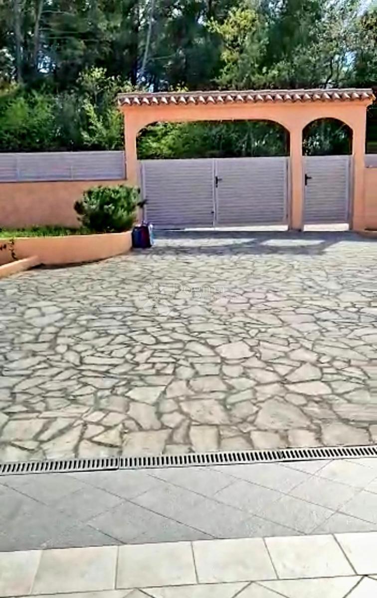 Casa Duga Uvala, Marčana, 409m2