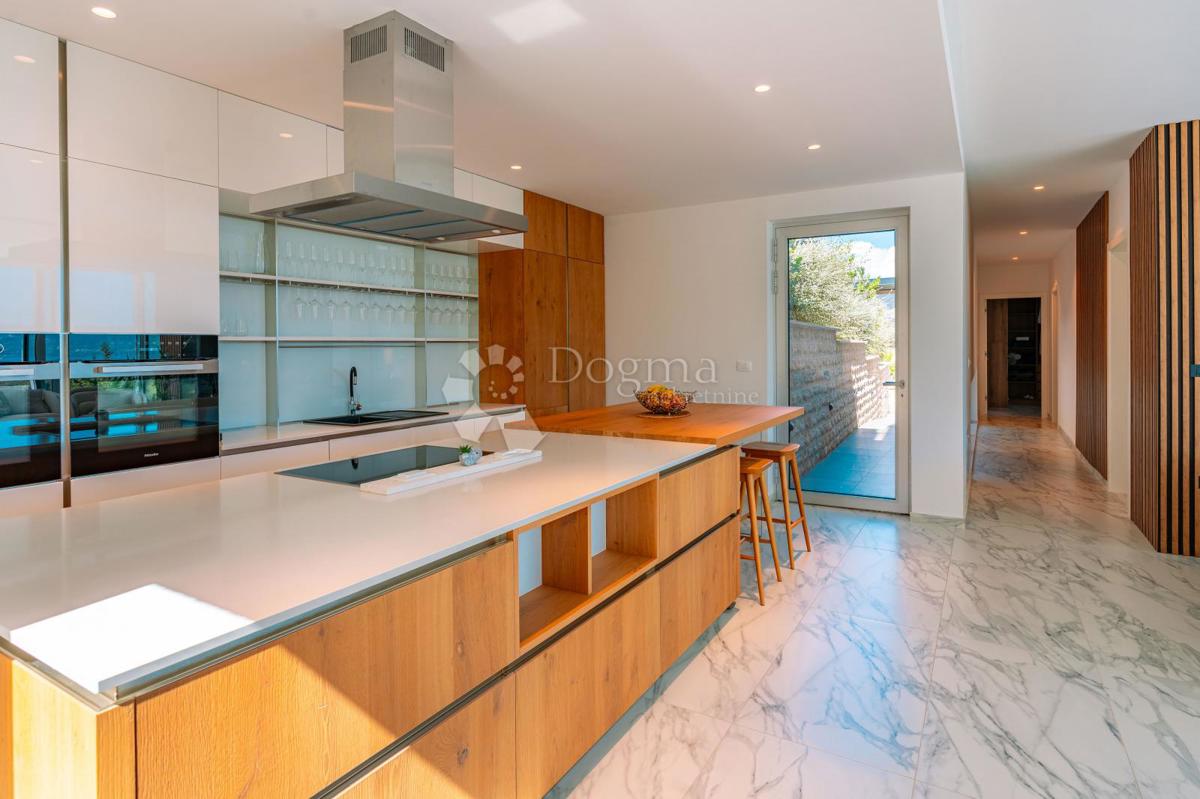 Casa Žrnovo, Korčula, 360m2