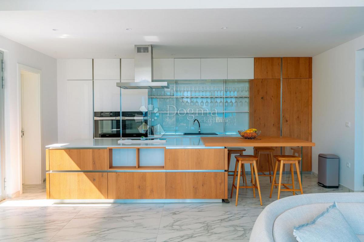 Casa Žrnovo, Korčula, 360m2