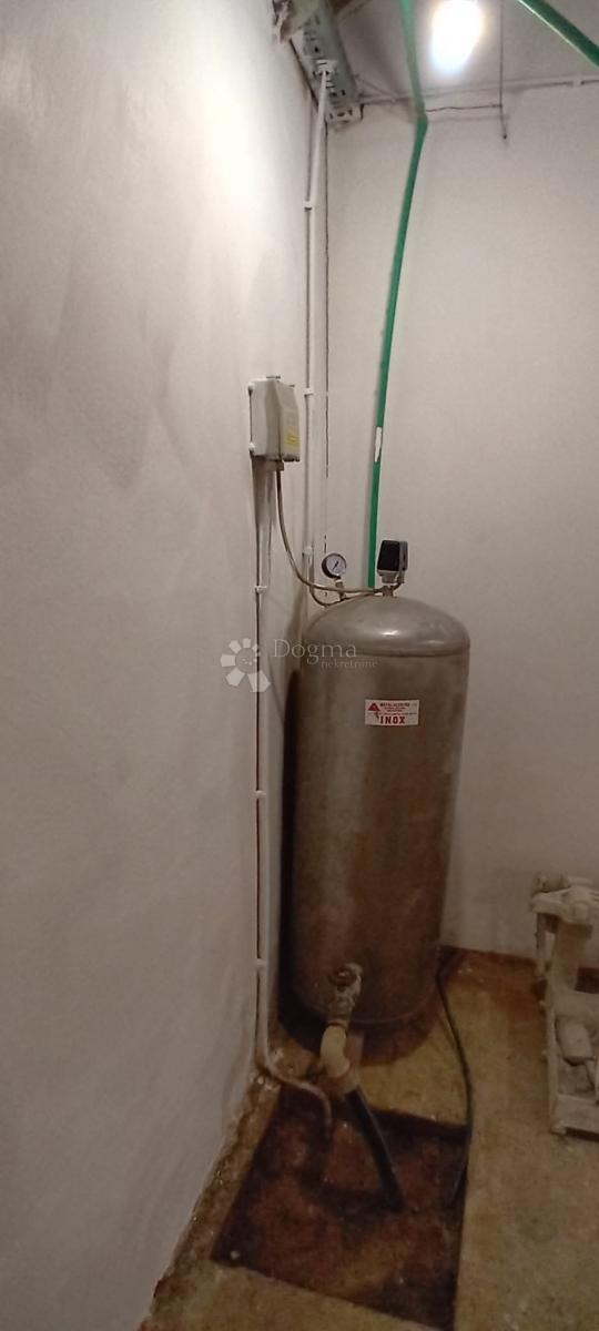 Casa Poljana Križevačka, Križevci, 292m2