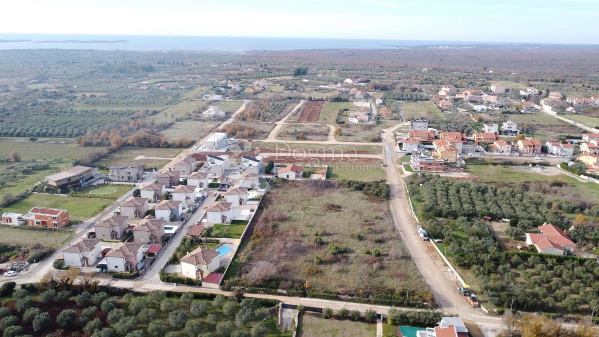 Terreno edificabile Vodnjan, 8.388m2