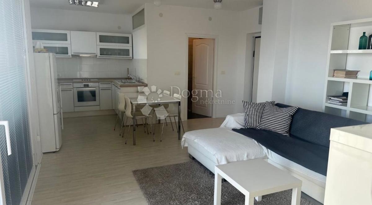 Allogio Branimirova Obala, Zadar, 50m2