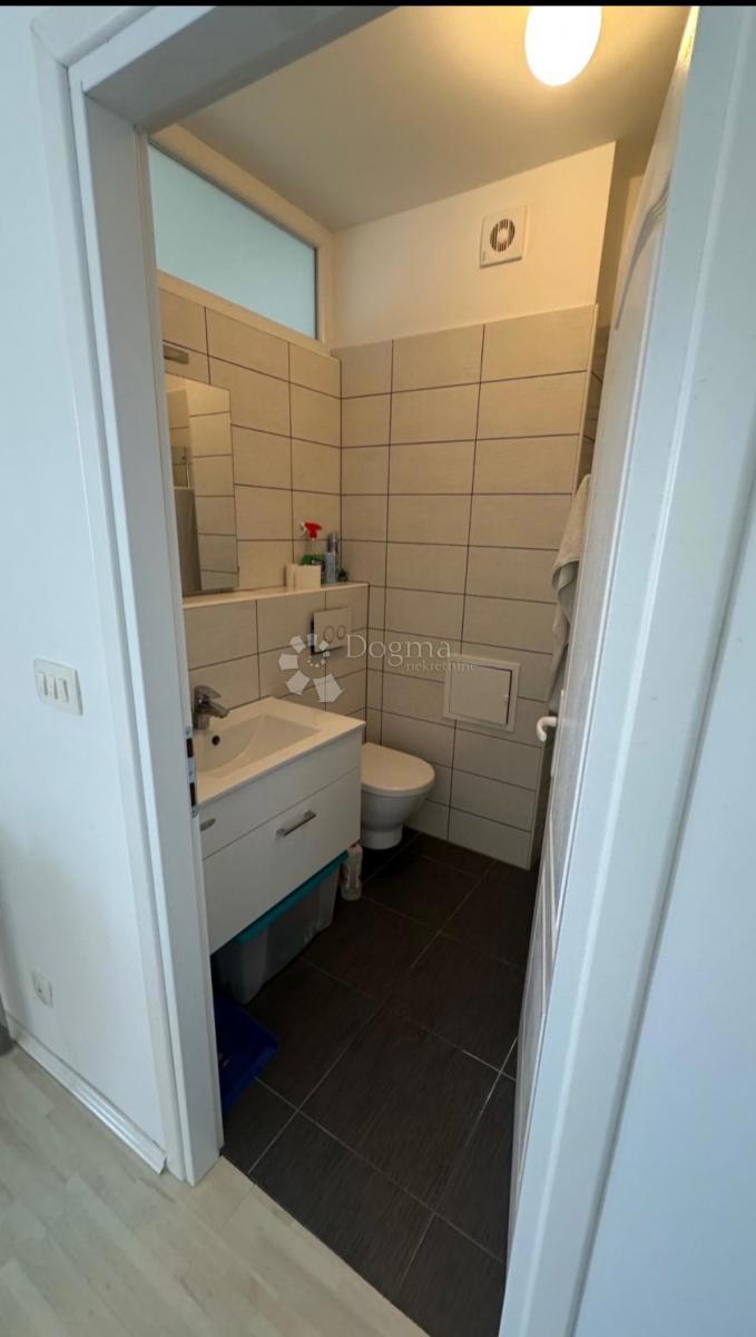 Allogio Branimirova Obala, Zadar, 50m2