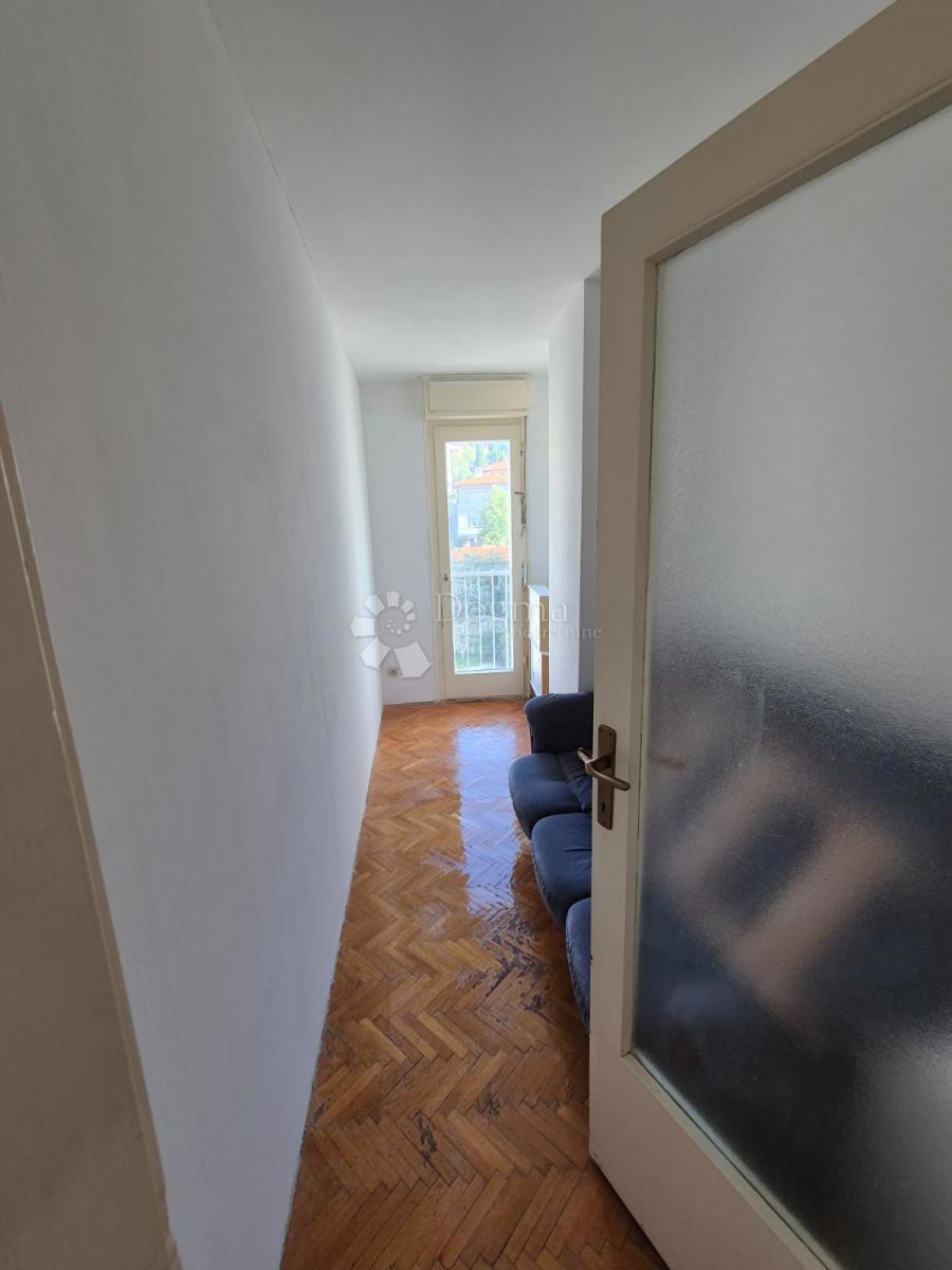 Allogio Krimeja, Rijeka, 80,50m2