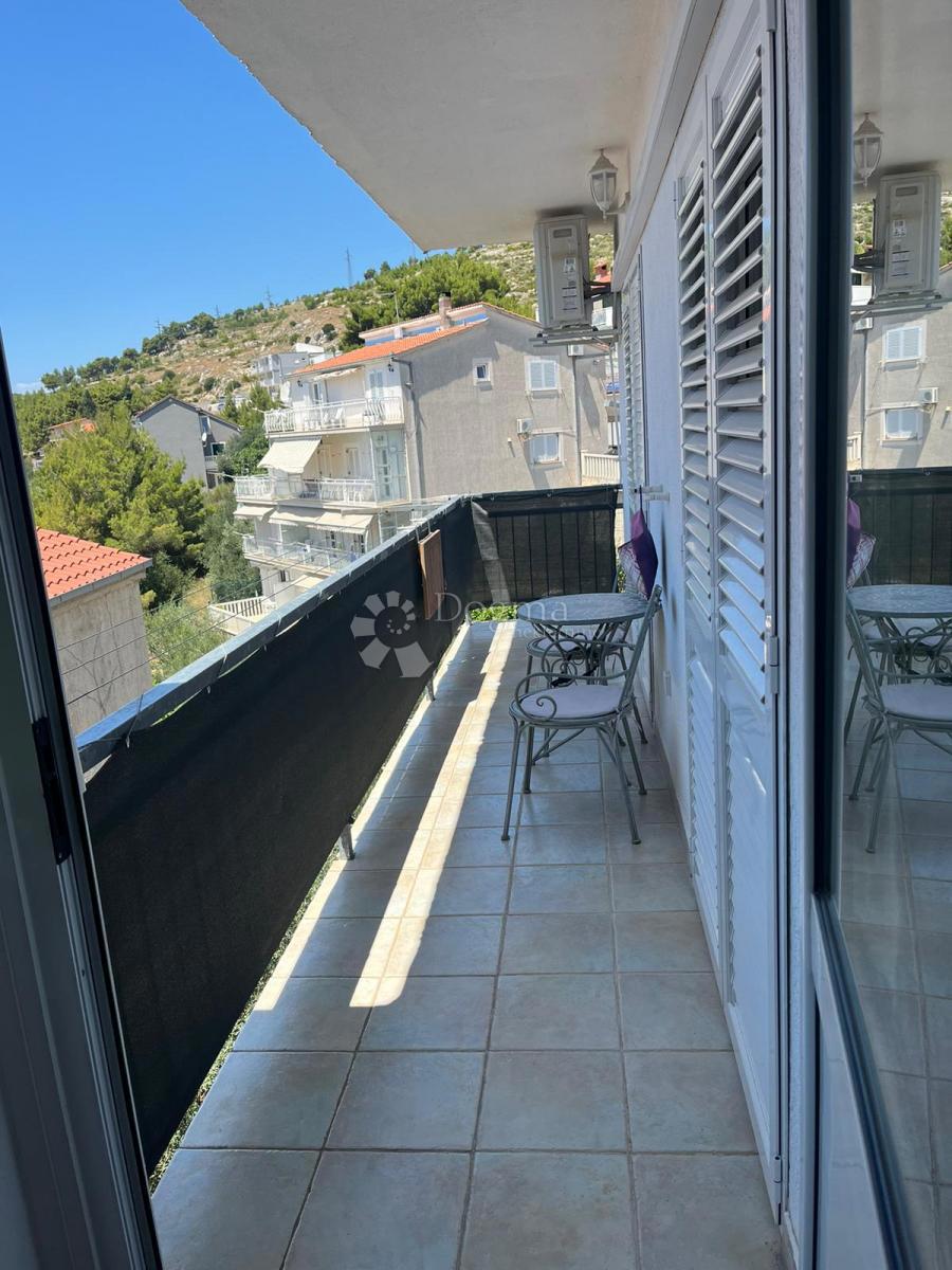 Allogio Duće, Dugi Rat, 105m2